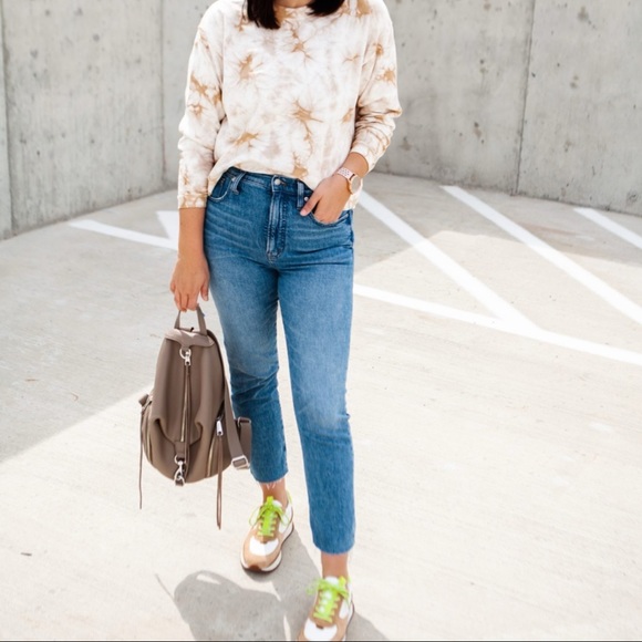 SOLD OUT Madewell Tie-Dye (Re)sourced Cotton Swing Sweatshirt - Picture 9 of 14